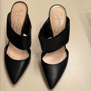 Jessica Simpson Elegant Black Heels